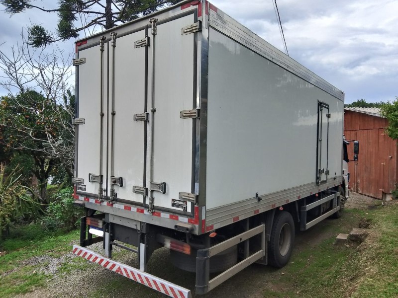 ATEGO 1726  - 2013 - CAXIAS DO SUL