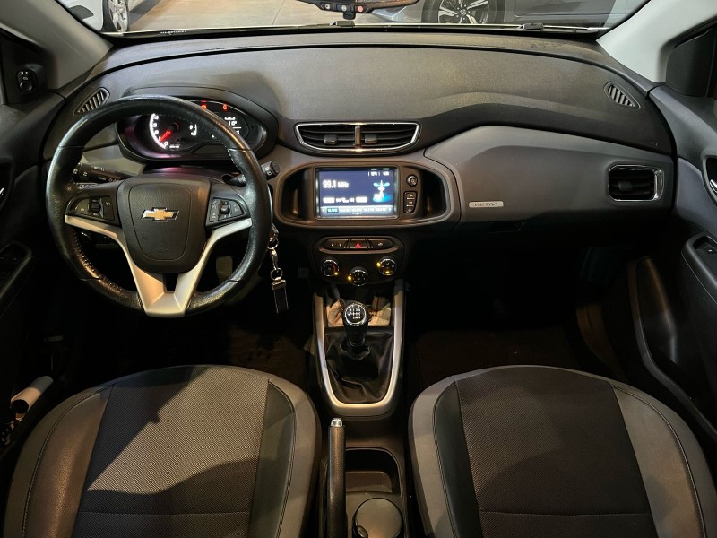 ONIX 1.4 MPFI ACTIV 8V FLEX 4P MANUAL - 2019 - ANTôNIO PRADO