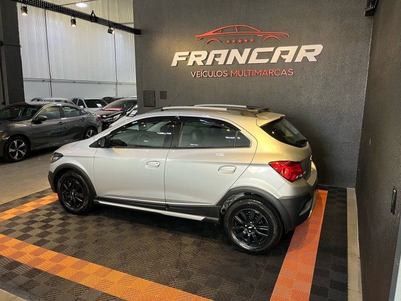 ONIX 1.4 MPFI ACTIV 8V FLEX 4P MANUAL - 2019 - ANTôNIO PRADO