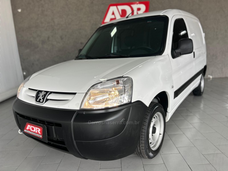 PARTNER 1.6 FURGÃO 800KG 16V FLEX 3P MANUAL - 2019 - CAXIAS DO SUL