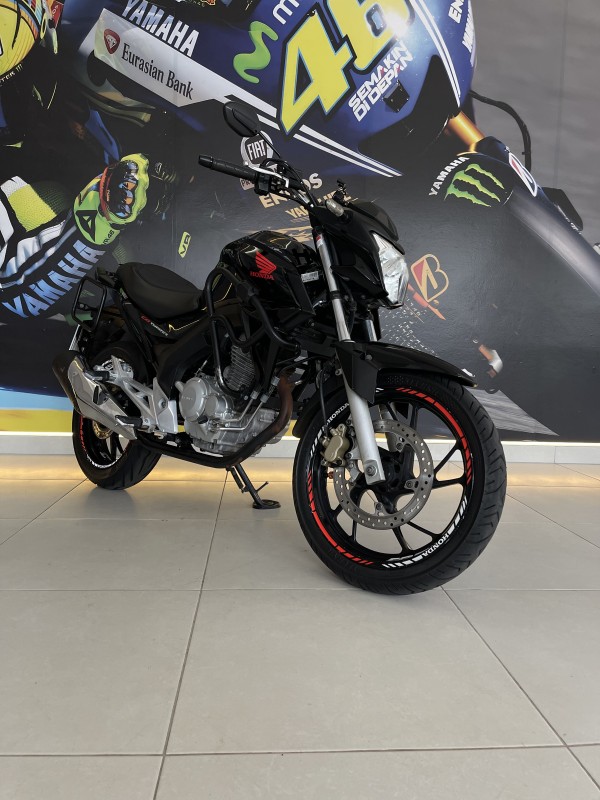 CB 250F TWISTER CBS - 2016 - PASSO FUNDO