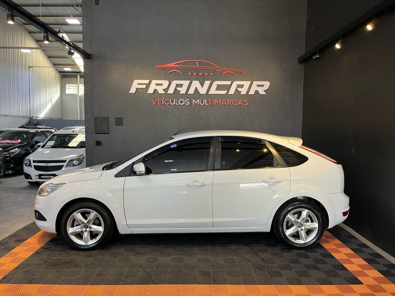 FOCUS 1.6 GLX 16V FLEX 4P MANUAL - 2013 - ANTôNIO PRADO
