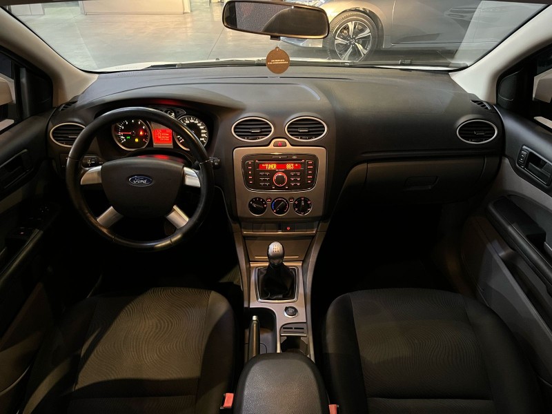 FOCUS 1.6 GLX 16V FLEX 4P MANUAL - 2013 - ANTôNIO PRADO