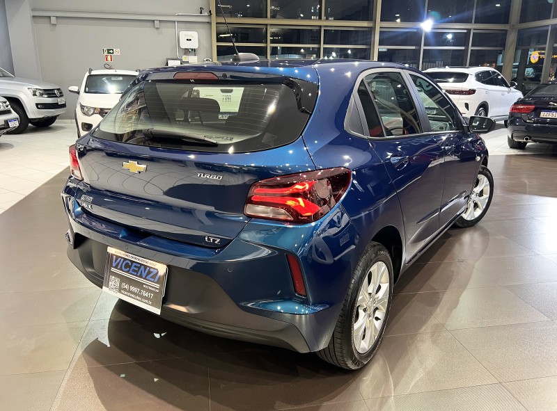 ONIX 1.0 LTZ 8V TURBO FLEX 4P AUTOMÁTICO - 2023 - FARROUPILHA