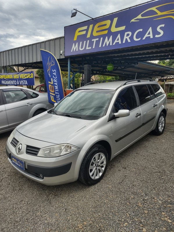 MÉGANE 1.6 EXPRESSION GRAND TOUR 16V FLEX 4P MANUAL