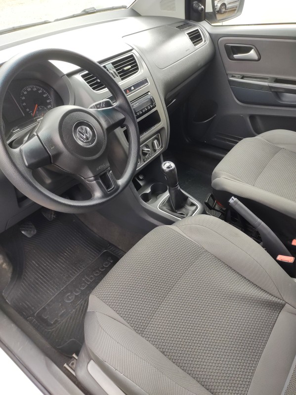 FOX 1.0 MI 8V FLEX 4P MANUAL - 2014 - VALE REAL