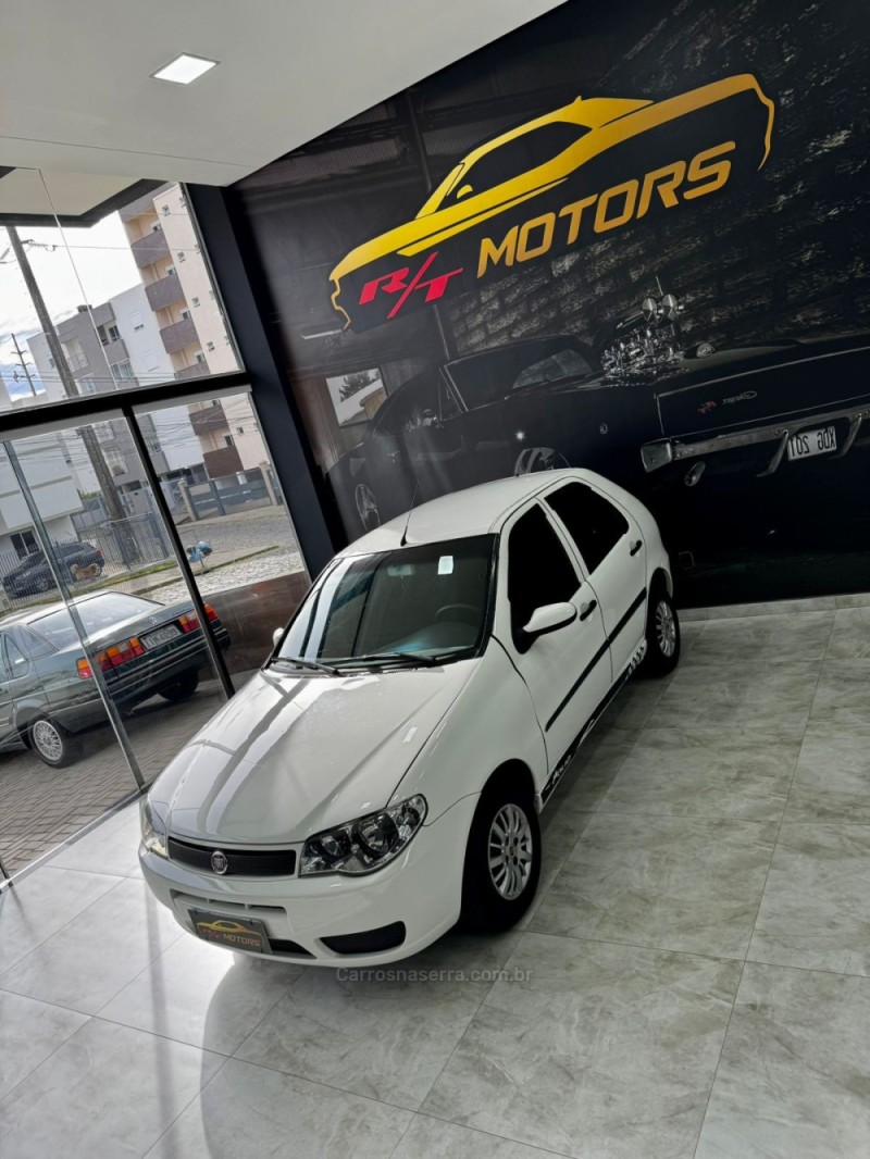 PALIO 1.0 MPI FIRE CELEBRATION 8V FLEX 4P MANUAL - 2010 - CAXIAS DO SUL