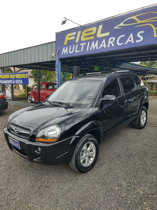 tucson 2.0 mpfi gls 16v 143cv 2wd gasolina 4p automatico 2012 vale real