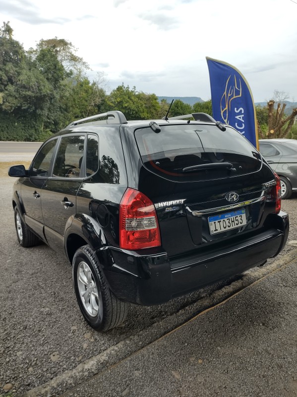 TUCSON 2.0 MPFI GLS 16V 143CV 2WD GASOLINA 4P AUTOMÁTICO - 2012 - VALE REAL