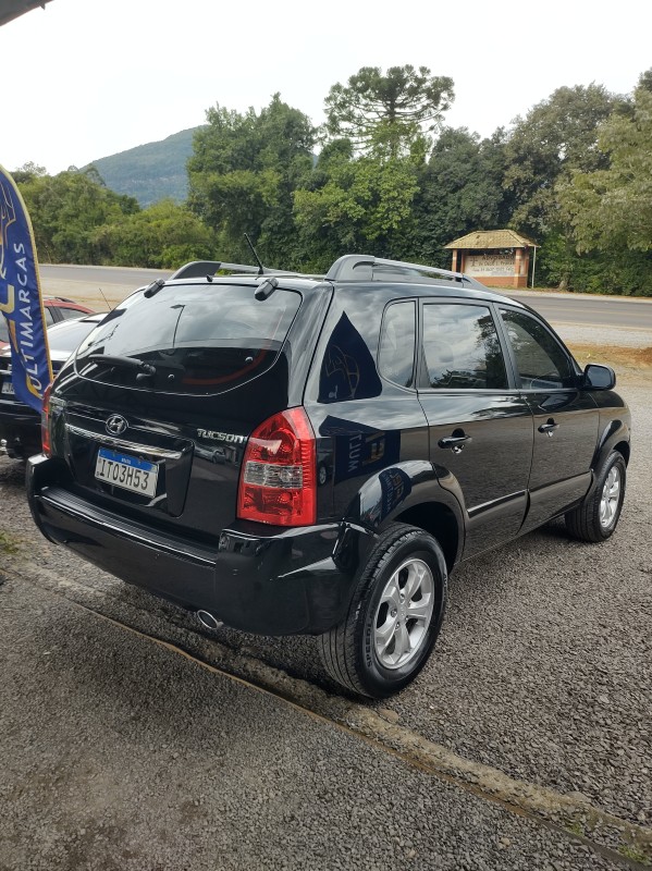 TUCSON 2.0 MPFI GLS 16V 143CV 2WD GASOLINA 4P AUTOMÁTICO - 2012 - VALE REAL