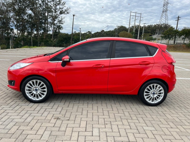 FIESTA 1.6 TITANIUM HATCH 16V FLEX 4P AUTOMÁTICO - 2014 - CAXIAS DO SUL