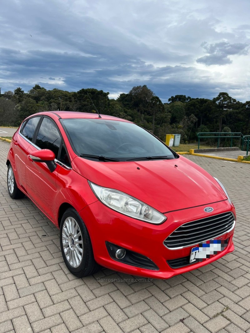 FIESTA 1.6 TITANIUM HATCH 16V FLEX 4P AUTOMÁTICO - 2014 - CAXIAS DO SUL