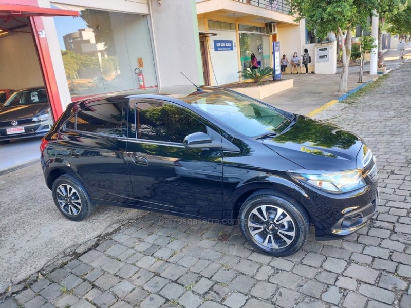 ONIX 1.4 MPFI LTZ 8V FLEX 4P MANUAL - 2013 - GUAPORé
