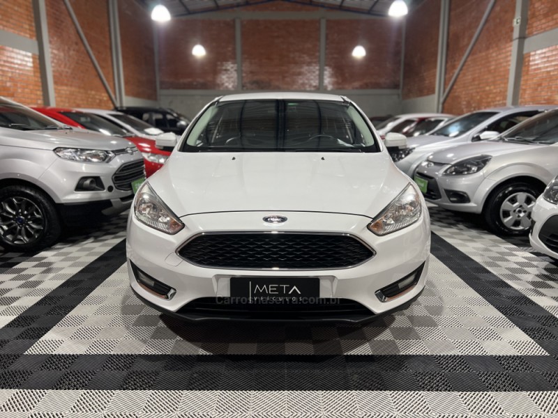 FOCUS 1.6 SE 16V FLEX 4P MANUAL - 2016 - BENTO GONçALVES