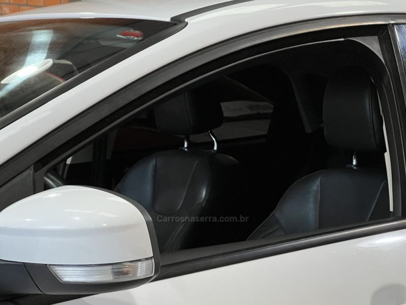 FOCUS 1.6 SE 16V FLEX 4P MANUAL - 2016 - BENTO GONçALVES