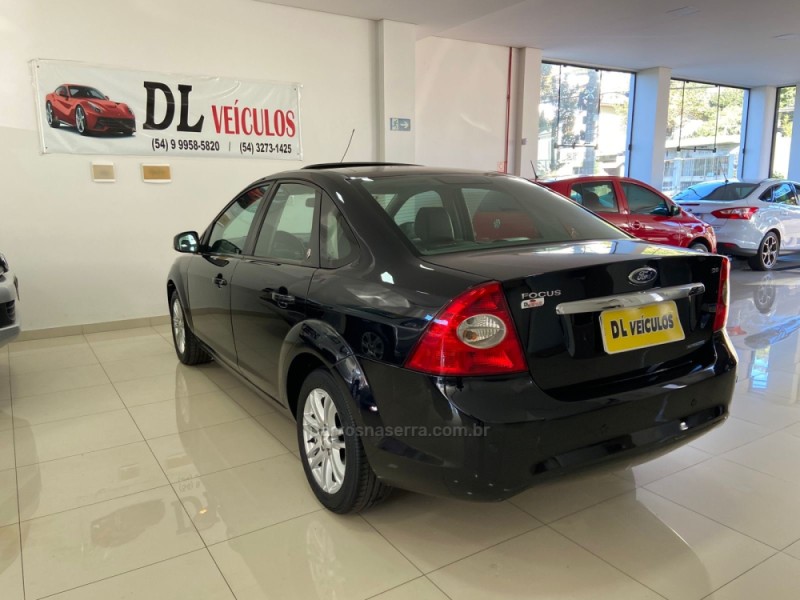 FOCUS 2.0 GHIA SEDAN 16V GASOLINA 4P AUTOMÁTICO - 2009 - NOVA BASSANO