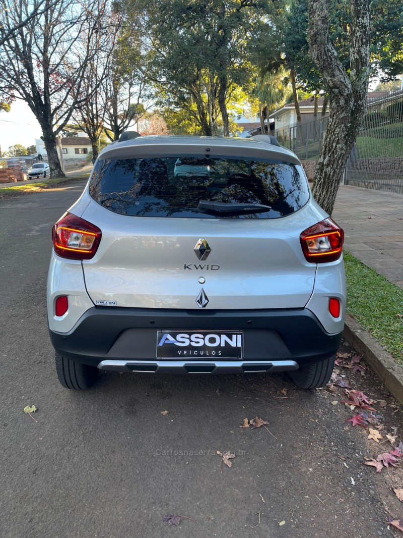 KWID 1.0 12V OUTSIDER FLEX 4P MANUAL - 2024 - ERECHIM