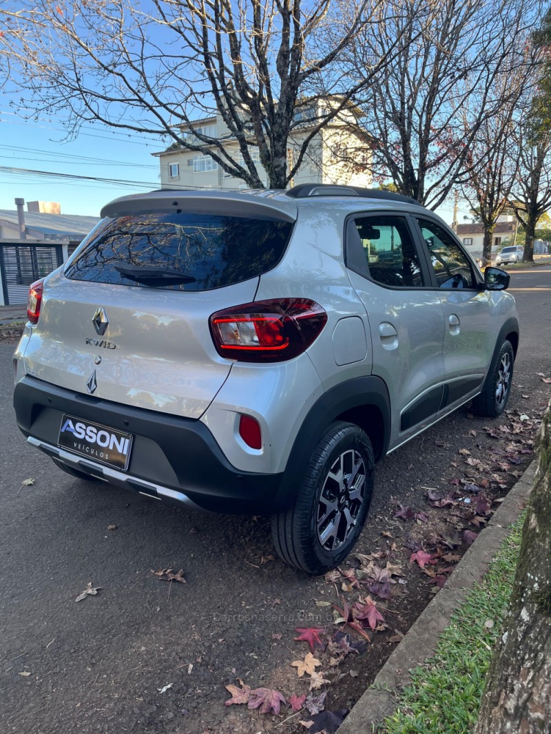 KWID 1.0 12V OUTSIDER FLEX 4P MANUAL - 2024 - ERECHIM