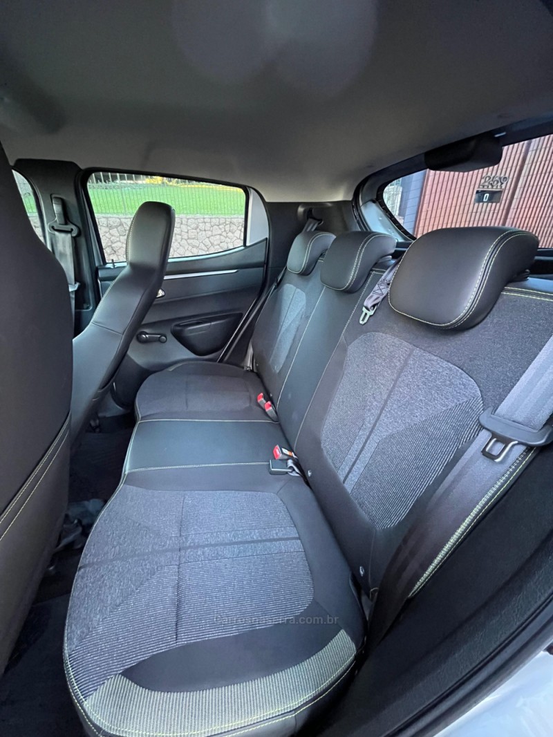 KWID 1.0 12V OUTSIDER FLEX 4P MANUAL - 2024 - ERECHIM