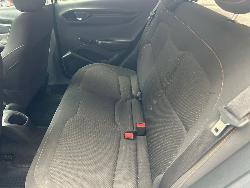 ONIX 1.0 MPFI LT 8V FLEX 4P MANUAL - 2014 - TRêS COROAS