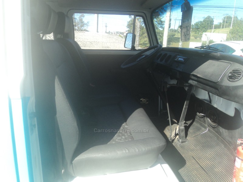 KOMBI 1.6 LUXO 8V GASOLINA 3P MANUAL - 1998 - FARROUPILHA