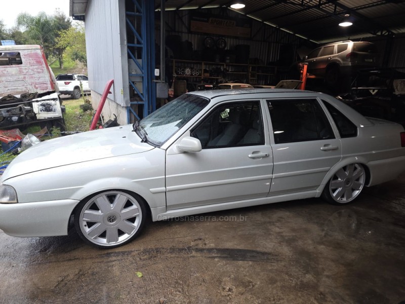 santana 2.0 mi 8v gasolina 4p manual 2000 caxias do sul