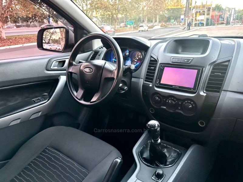 RANGER 2.0 XL CD TURBO 4X4 DIESEL 4P MANUAL - 2016 - ESTâNCIA VELHA