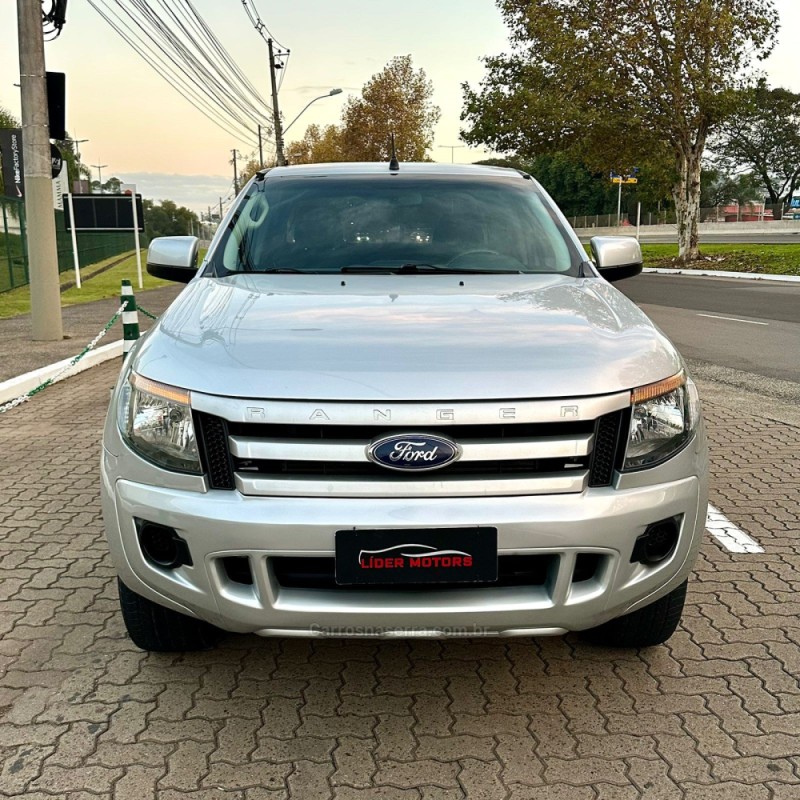 RANGER 2.0 XL CD TURBO 4X4 DIESEL 4P MANUAL - 2016 - ESTâNCIA VELHA