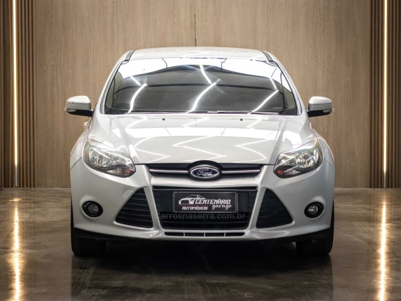 FOCUS 1.6 SE 16V FLEX 4P MANUAL - 2015 - CAXIAS DO SUL