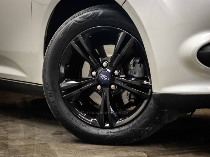 FOCUS 1.6 SE 16V FLEX 4P MANUAL - 2015 - CAXIAS DO SUL