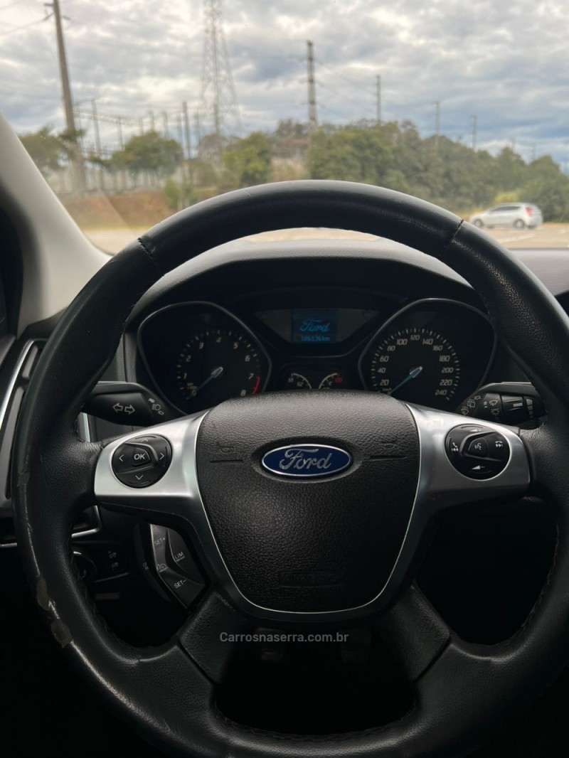 FOCUS 1.6 SE 16V FLEX 4P MANUAL - 2015 - CAXIAS DO SUL
