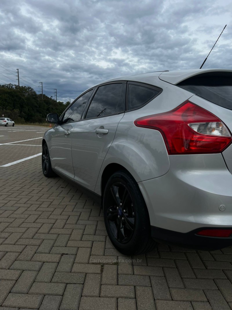 FOCUS 1.6 SE 16V FLEX 4P MANUAL - 2015 - CAXIAS DO SUL