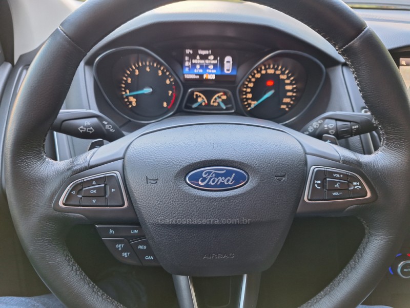 FOCUS 2.0 TITANIUM HATCH 16V FLEX 4P AUTOMÁTICO - 2016 - CAXIAS DO SUL