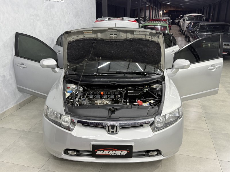CIVIC 1.8 LXS 16V GASOLINA 4P MANUAL - 2007 - SAPIRANGA