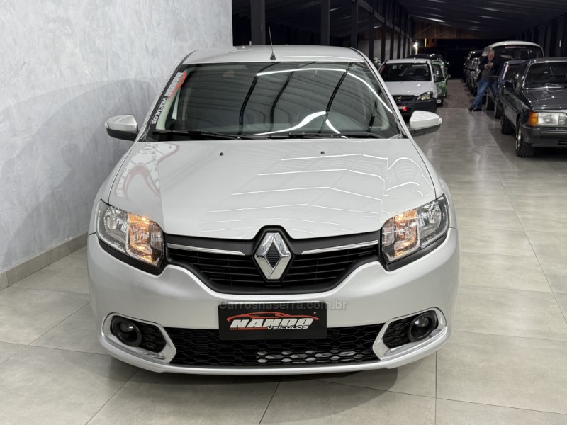 SANDERO 1.6 DYNAMIQUE 8V FLEX 4P MANUAL - 2015 - SAPIRANGA