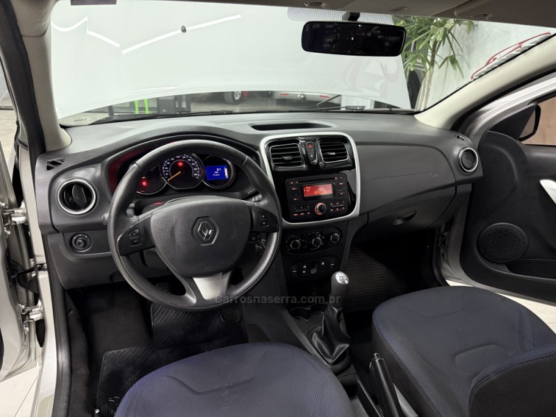 SANDERO 1.6 DYNAMIQUE 8V FLEX 4P MANUAL - 2015 - SAPIRANGA