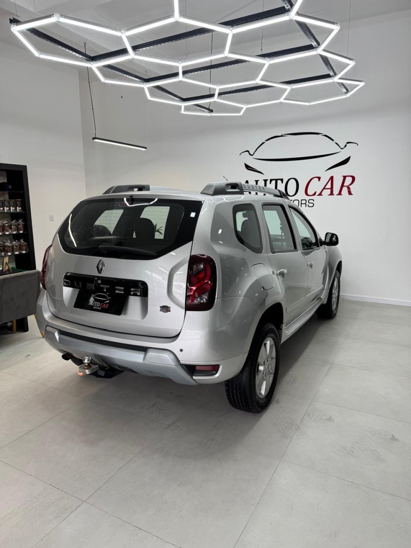 DUSTER 1.6 DYNAMIQUE 4X2 16V FLEX 4P MANUAL - 2017 - CAXIAS DO SUL