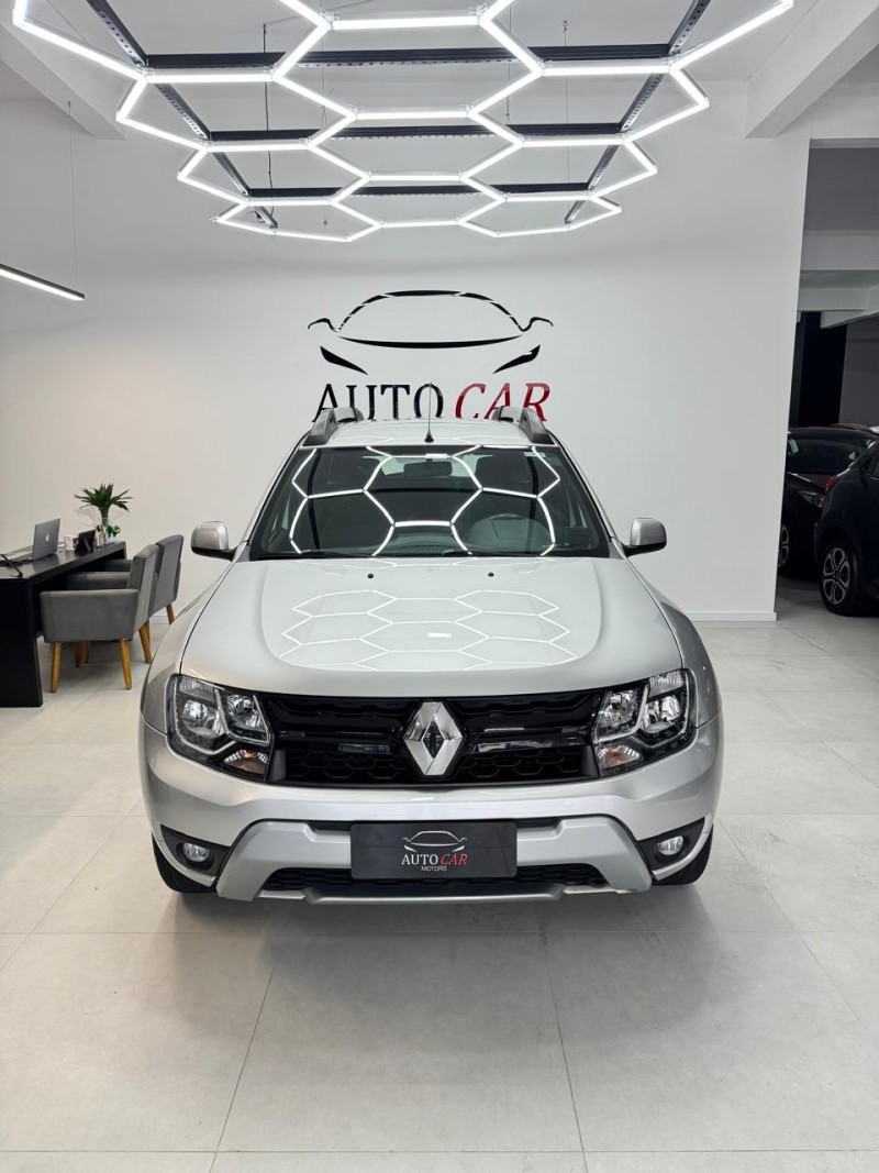 DUSTER 1.6 DYNAMIQUE 4X2 16V FLEX 4P MANUAL - 2017 - CAXIAS DO SUL