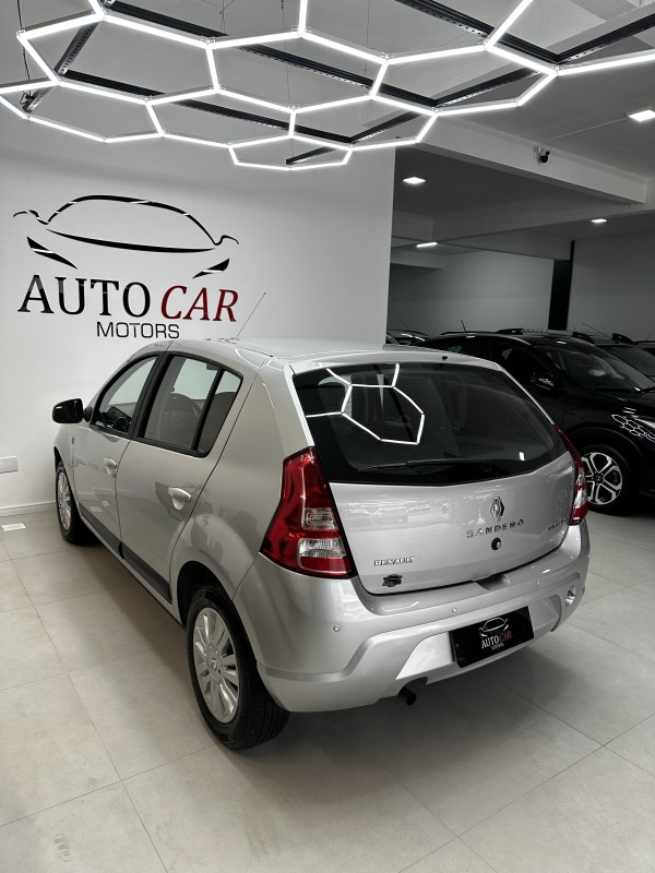 SANDERO 1.6 PRIVILÉGE 8V FLEX 4P AUTOMÁTICO - 2012 - CAXIAS DO SUL