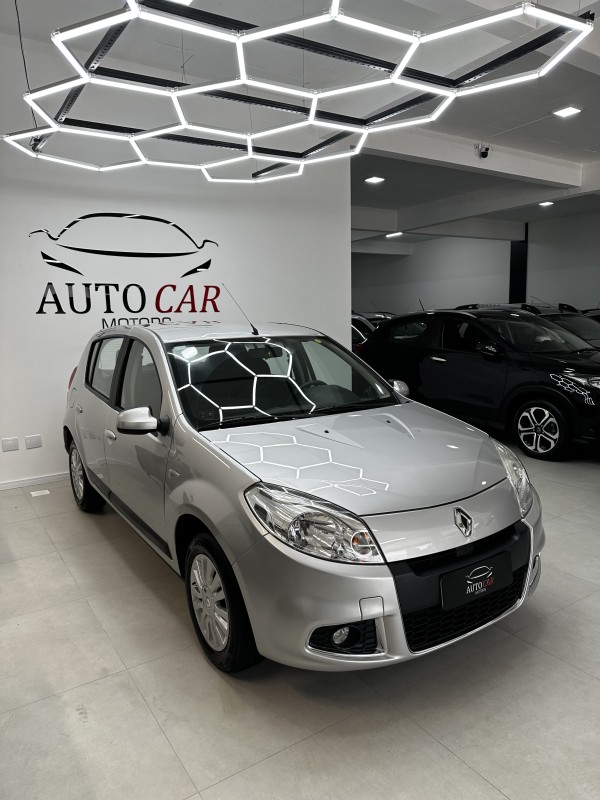 SANDERO 1.6 PRIVILÉGE 8V FLEX 4P AUTOMÁTICO - 2012 - CAXIAS DO SUL