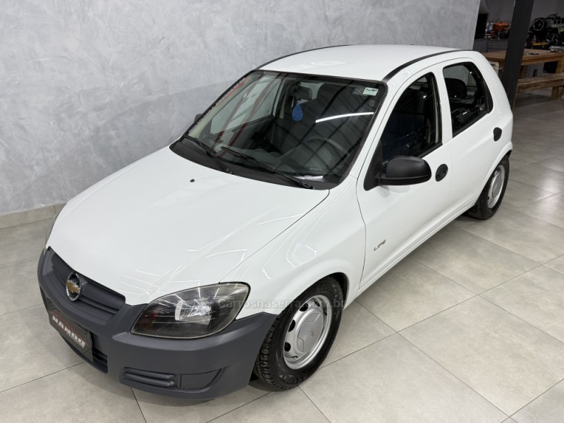 CELTA 1.0 MPFI LIFE 8V FLEX 4P MANUAL - 2008 - SAPIRANGA