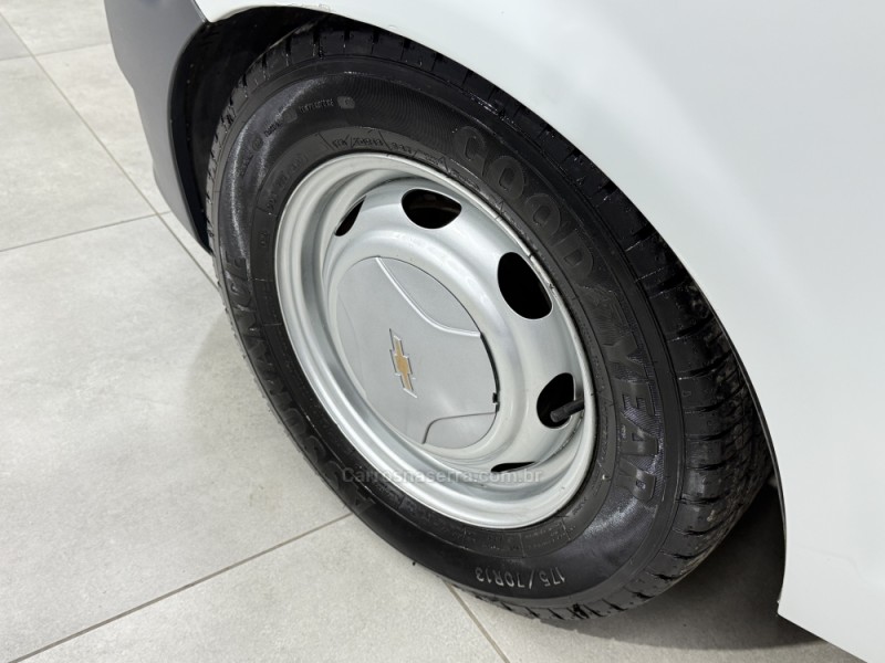 CELTA 1.0 MPFI LIFE 8V FLEX 4P MANUAL - 2008 - SAPIRANGA
