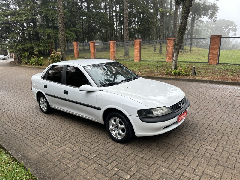 VECTRA 2.0 MPFI GLS 8V GASOLINA 4P MANUAL - 1998 - CAXIAS DO SUL