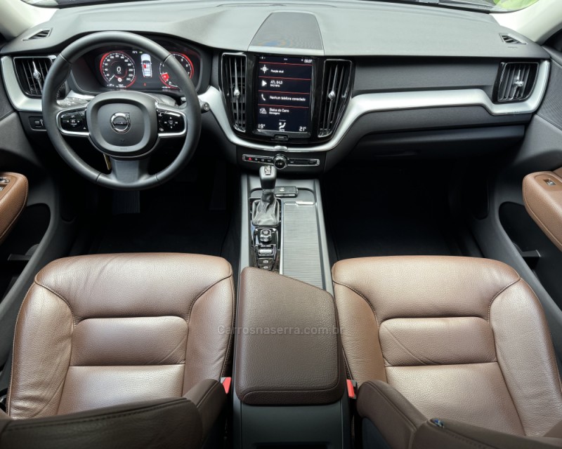 XC60 2.0 T5 MOMENTUM GASOLINA 4P AUTOMÁTICO - 2020 - TAQUARA