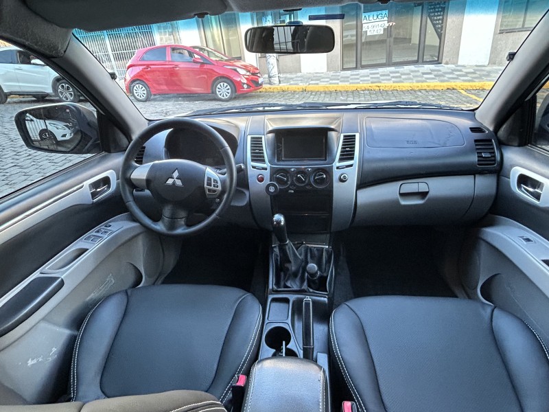 PAJERO DAKAR 3.2 4X4 16V TURBO INTERCOOLER DIESEL 4P MANUAL - 2012 - GARIBALDI