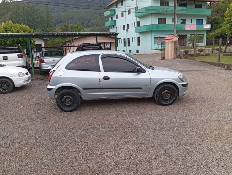 CELTA 1.0 MPFI LIFE 8V FLEX 2P MANUAL - 2012 - PICADA CAFé