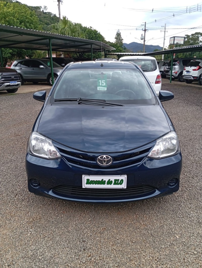 ETIOS 1.3 X 16V FLEX 4P MANUAL - 2015 - PICADA CAFé