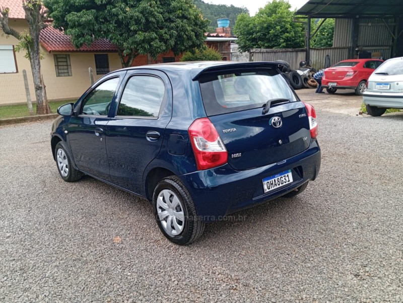 ETIOS 1.3 X 16V FLEX 4P MANUAL - 2015 - PICADA CAFé