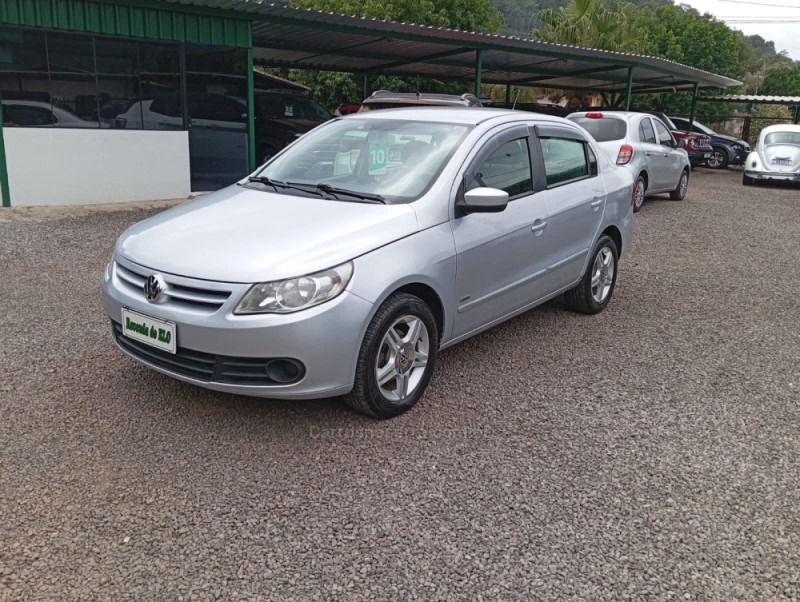 VOYAGE 1.0 MI 8V FLEX 4P MANUAL - 2010 - PICADA CAFé
