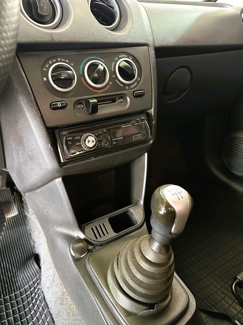 PRISMA 1.4 MPFI LT 8V FLEX 4P MANUAL - 2009 - SãO SEBASTIãO DO CAí